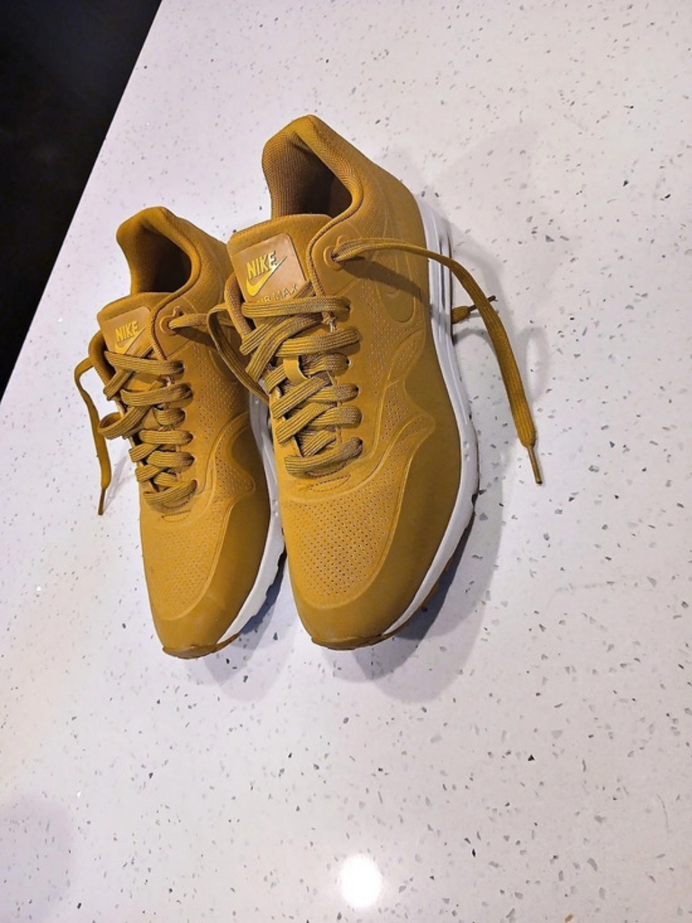 Nike Air Max 1 Sneakers Yellow White US 9.5